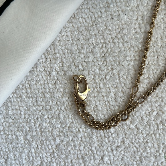 Gucci Lion Crystal Necklace - Picture 5 of 8